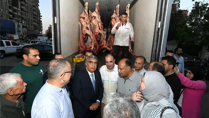 استعدادًا لعيد الأضحى.. محافظ الدقهلية يدشن مبادرة «في حب مصر» لطرح اللحوم بـ300 جنيه للكيلو