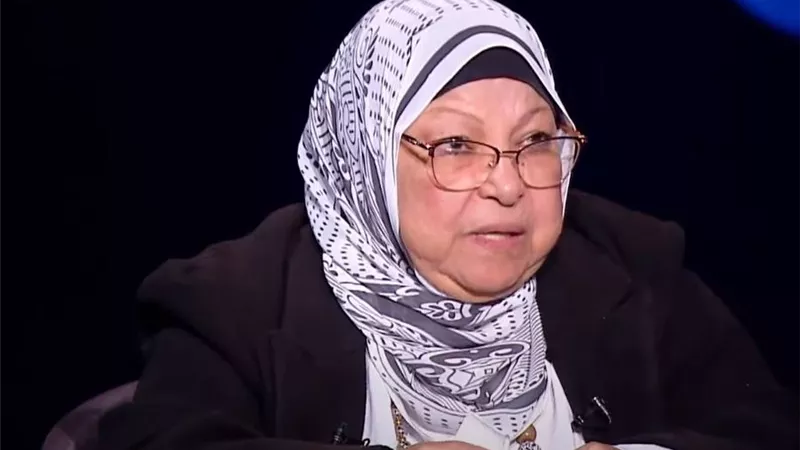 سعاد صالح تحسم الجدل حول الأضحية بالدجاج: النحر يكون للأنعام فقط