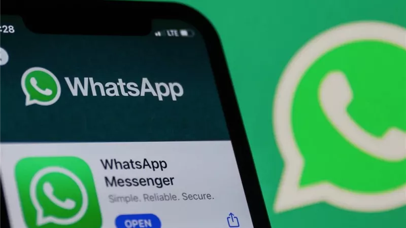 شركة واتساب تختبر ميزة جديدة للرسائل ذاتية الاختفاء بعد قراءتها