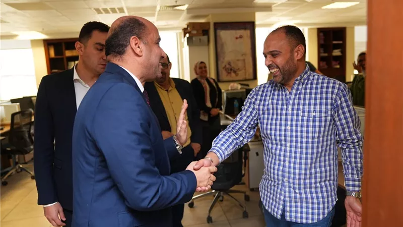 وزير العمل: العنصر البشري يظل الركيزة الأساسية في تحقيق النجاح المؤسسي