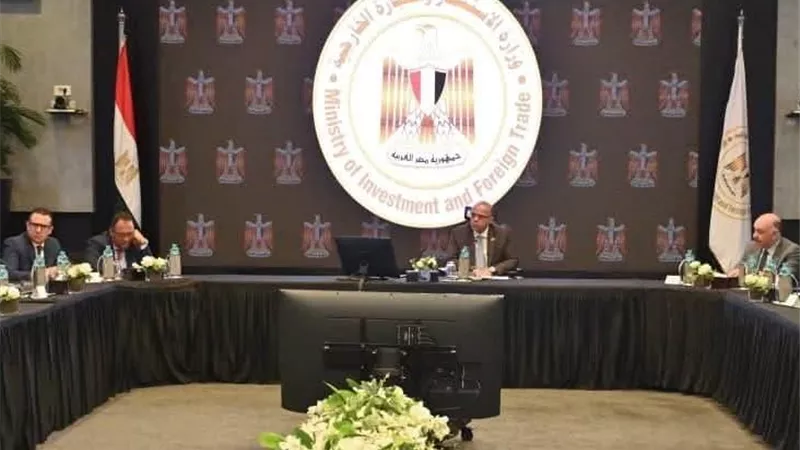 وزير الاستثمار: استمرار التنسيق والتكامل بين الحكومة ومجتمع الأعمال