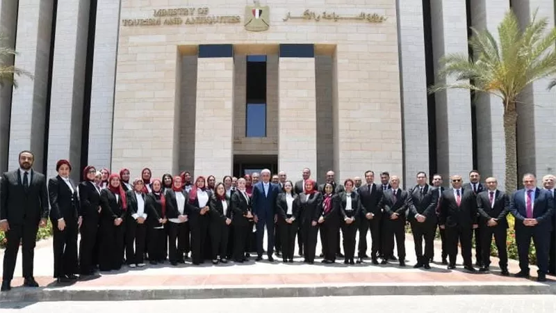 وزير السياحة: الاستثمار في العنصر البشري يأتي على رأس أولويات الوزارة