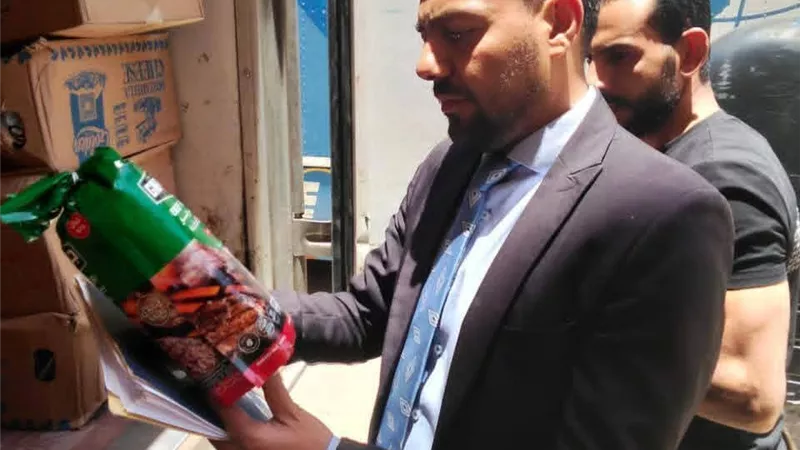 ضبط مخالفات تموينية وغذائية متنوعة خلال حملات مكبرة بـ3 مراكز في المنيا