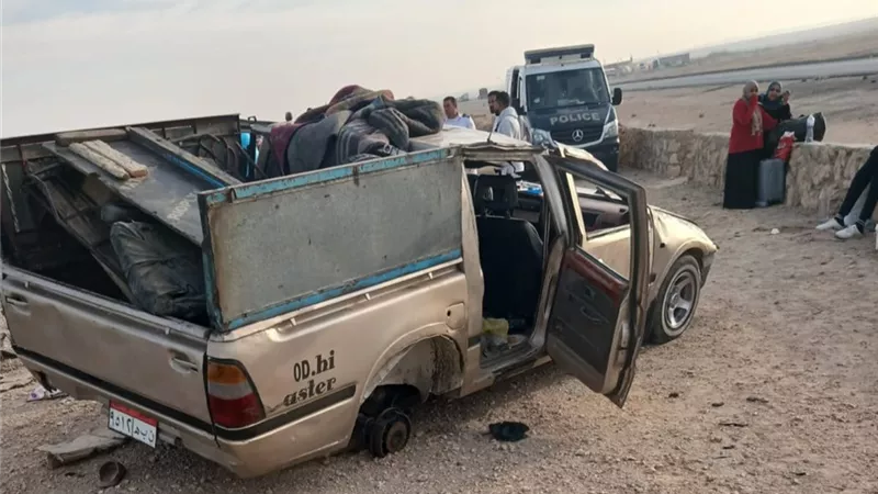 إصابة 6 أشخاص في انقلاب سيارة ربع نقل على طريق الجيش بالمنيا