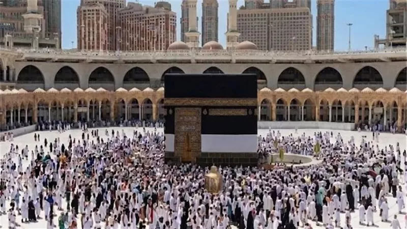 تعامد الشمس فوق الكعبة في ثاني أيام العيد.. ظاهرة فلكية مهيبة