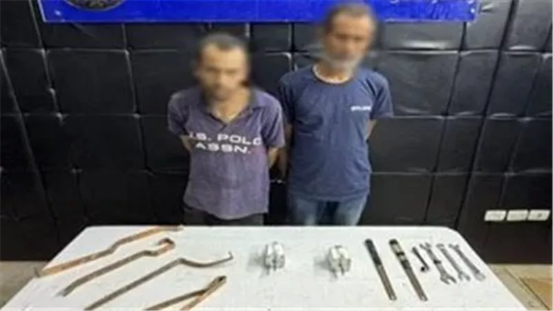  سقوط عاطلين استوليا على بارات نحاسية ومصاهر كهربائية من داخل غرفة كهرباء بالقاهرة
