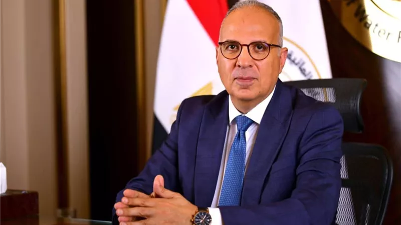 الري: وصول المياه للأراضي الزراعية في التوقيت المناسب خط الدفاع الأول ضد التصحر