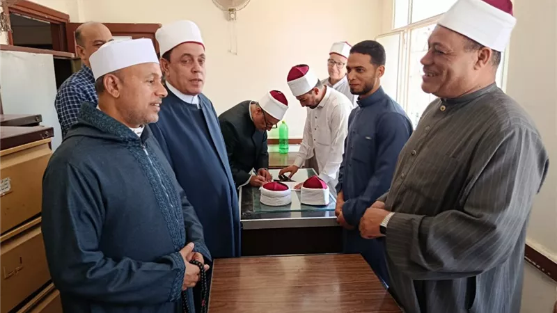 مدير أوقاف الإسماعيلية يتفقد انتظام العمل بالمديرية| صور 