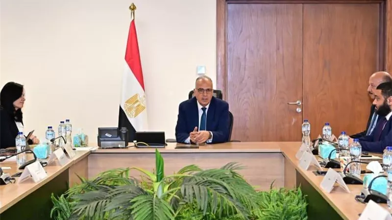 وزير الري: الدولة تولي اهتمامًا كبيرًا بتعزيز التعاون مع دول حوض النيل 
