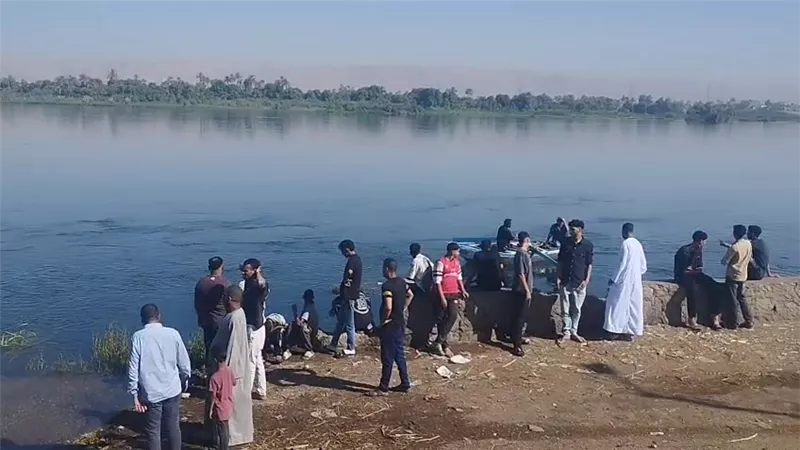 جهود مكثفة لانتشال جثة طالب غرق أثناء الاستحمام في نهر النيل بقنا