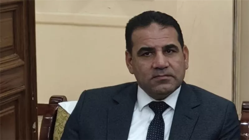  اللواء  الدكتور حسن عبدالعزيز.. 