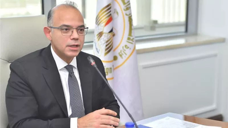 وزير الاستثمار: نستهدف نقل النموذج البريطاني المالي لتطوير السوق المصرية