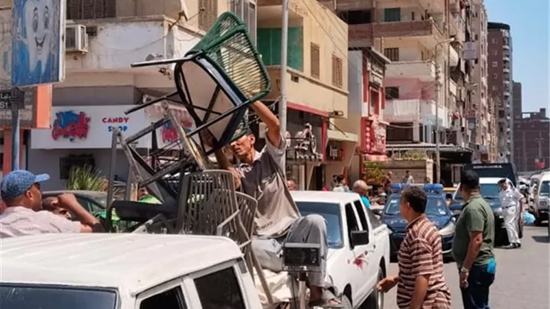 غلق 8 محال تجارية خلال تنفيذ حملة شارع منظم بالإسماعيلية 