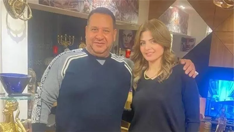 إخلاء سبيل المذيعة جولي أمين بعد التحقيق معها في قضية صبري نخنوخ