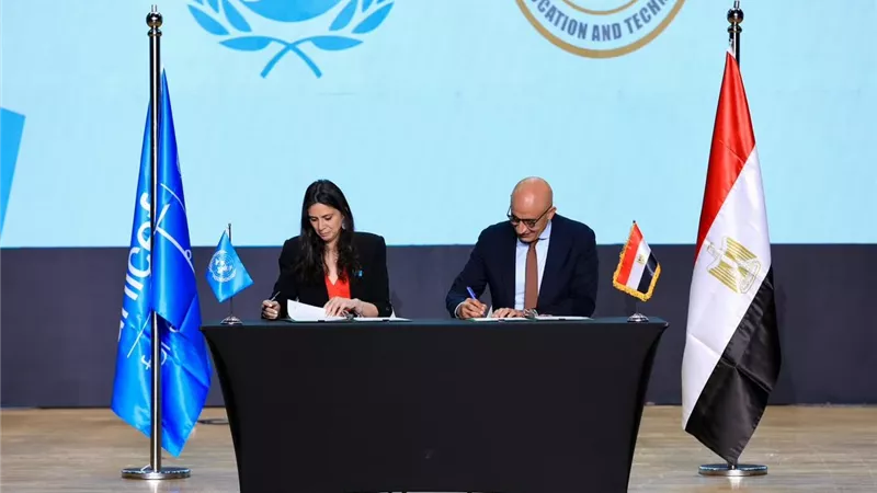 لأول مرة في تاريخ يونيسف مصر.. اتفاق مع التعليم لتطوير 100 مدرسة فنية