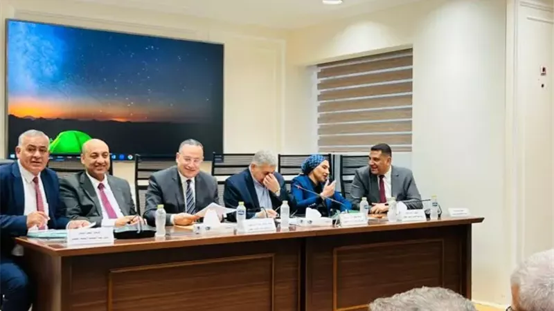 إشادة وزير التعليم العالي  بإنجازات خالد عبدالغفار وأيمن عاشور أمام البرلمان