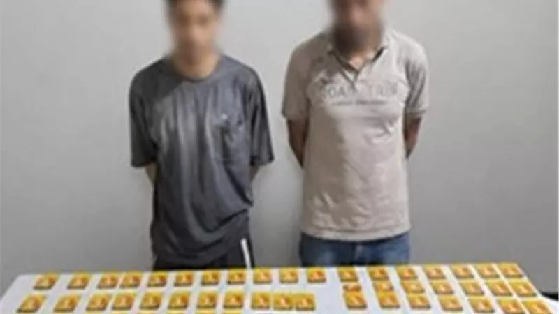القبض على عاطلين وبحوزتهما أدوات غش إلكترونية قبل بيعها للطلاب