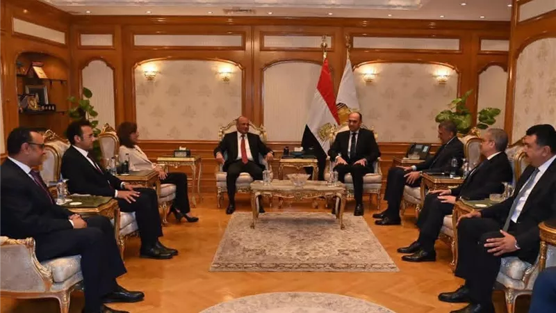 تعاون جديد بين 