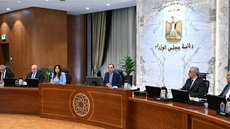 رئيس الوزراء يتابع الموقف التنفيذي لمشروعات المبادرة الرئاسية «حياة كريمة»