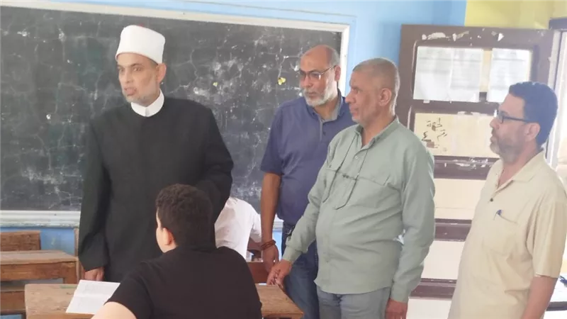 6 آلاف طالب بالثانوية الأزهرية يؤدون امتحان النحو بمحافظة الدقهلية 
