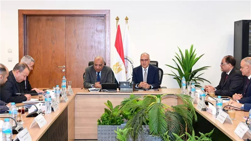 الري: التصنيع المحلي لمكونات الطاقة الشمسية يسهم في خفض تكلفة المشروعات 