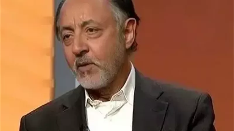 نقابتا المهن السينمائية والتمثيلية تنعيان الفنان عبد العزيز مخيون
