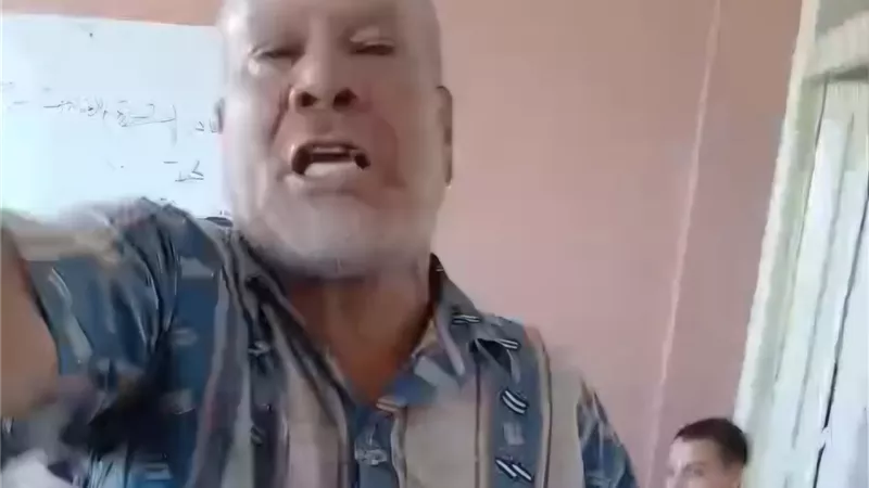 مراقب و2 أولياء أمور.. القبض على أطراف فيديو المشادة داخل لجنة الشهادة الإعدادية بسبب الغش في قنا