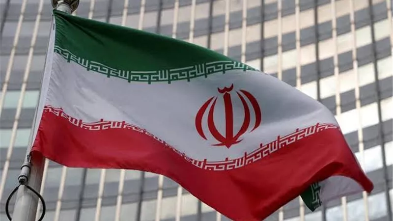 10 قرى ستعاني من العطش.. إيران تطالب بمحاسبة أمريكا على قصف خزانين مياه بهرمزكان