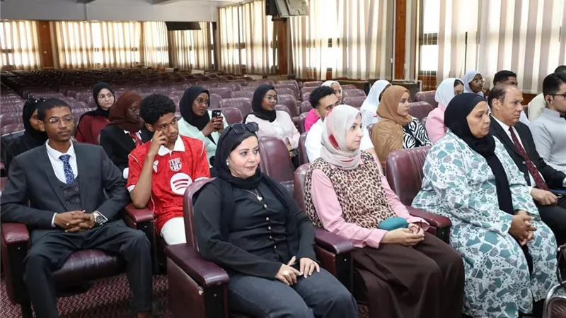 لأول مرة.. جامعة المنيا تطلق مسابقة الطالب المثالي للوافدين بمشاركة جنسيات مختلفة