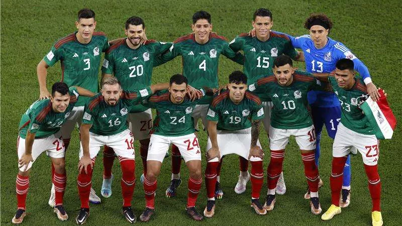 افتتاح كأس العالم.. تشكيل منتخبي المكسيك وجنوب أفريقيا 
