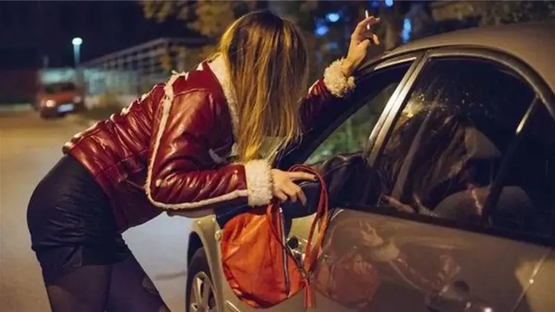 بعد الجدل حول تقنين الدعارة.. ما مصير مروجي الفجور في مصر؟