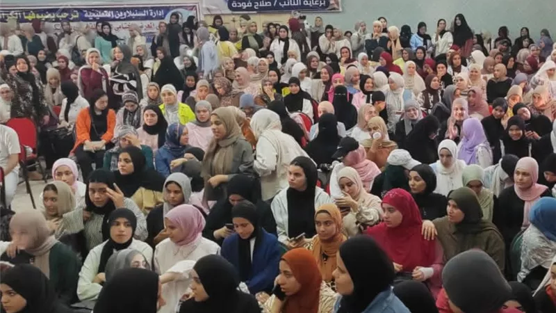 زلزال تعليمي بالدقهلية.. إقبال تاريخي على القوافل المجانية لطلاب الثانوية العامة ​