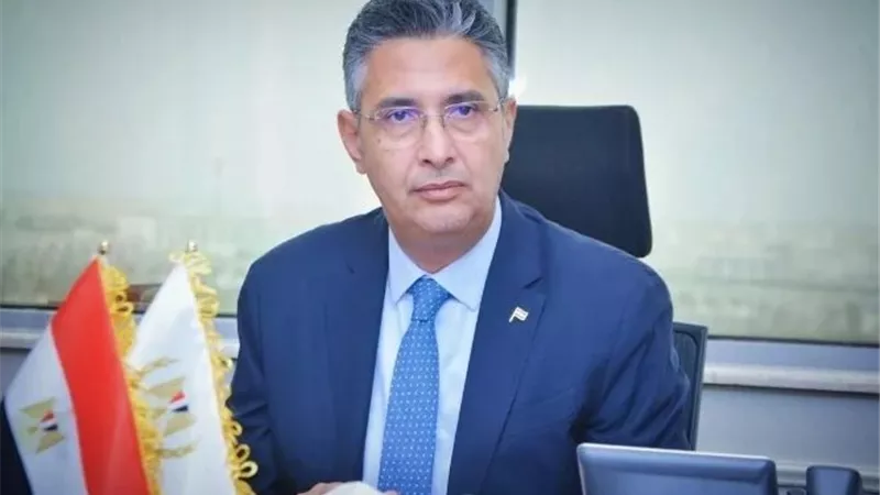 وزير التموين: الالتزام بأسعار الخبز إلزامي.. ومنظومة الدعم تشهد دخول وخروج أسر بشكل مستمر