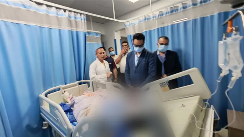 المهم سلامتهم ودعمهم.. وكيل صحة سوهاج يطمئن على ضحايا انفجار دار السلام
