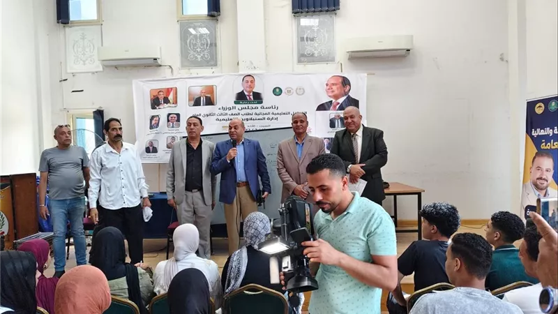 مراجعات مكثفة بالدقهلية.. استمرار القوافل التعليمية لليوم الثاني استعدادًا للثانوية العامة