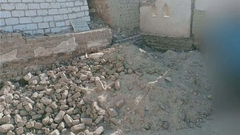 حبس 12 متهمًا بالتنقيب ونبش المقابر في عرب المدابغ بأسيوط على ذمة التحقيقات