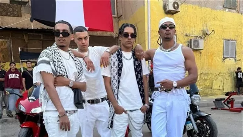 برفقة دابل زوكش.. محمد رمضان يروج لأحدث أعماله الغنائية ويشيد بأهالي الشرقية
