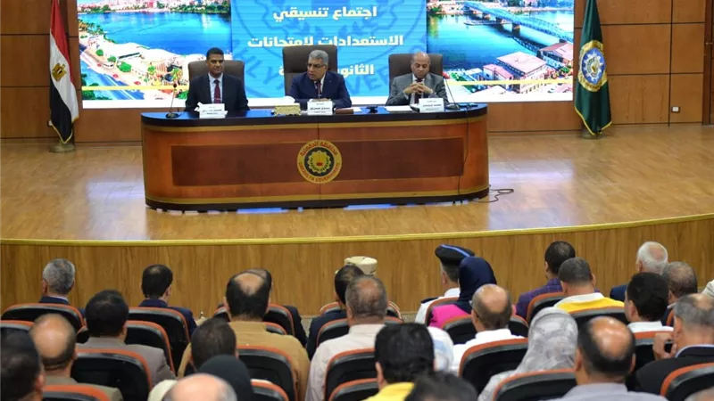 172 لجنة تستقبل الطلاب.. محافظ الدقهلية يرفع درجة الاستعداد لامتحانات الثانوية العامة
