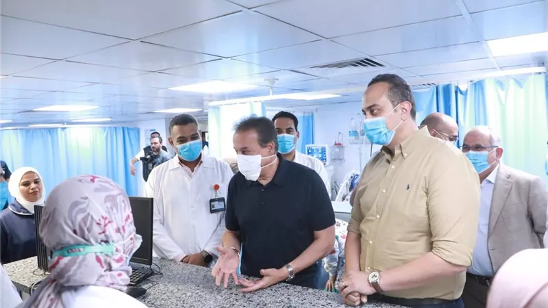 استعدادًا لمنظومة التأمين الصحي الشامل.. وزير الصحة يتفقد مركز أورام المنيا ومستشفى التأمين
