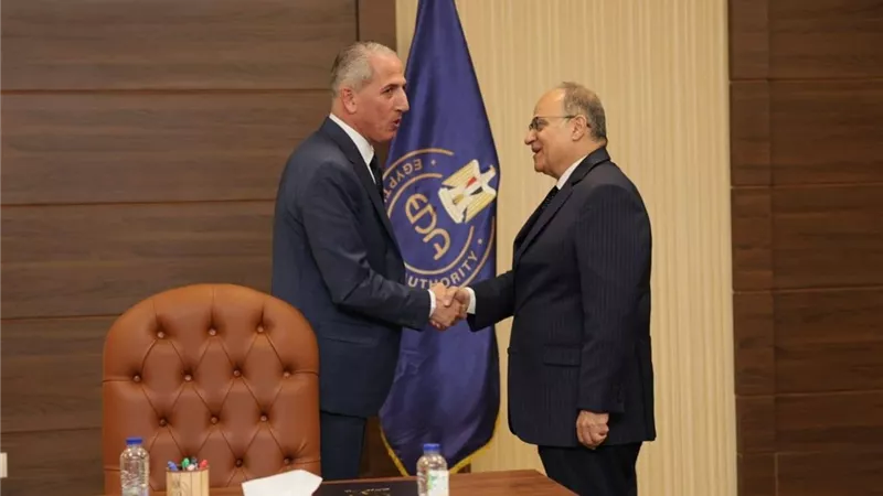 الغمراوي: هيئة الدواء المصرية تضع إمكاناتها التنظيمية والصناعية لدعم الأشقاء في فلسطين