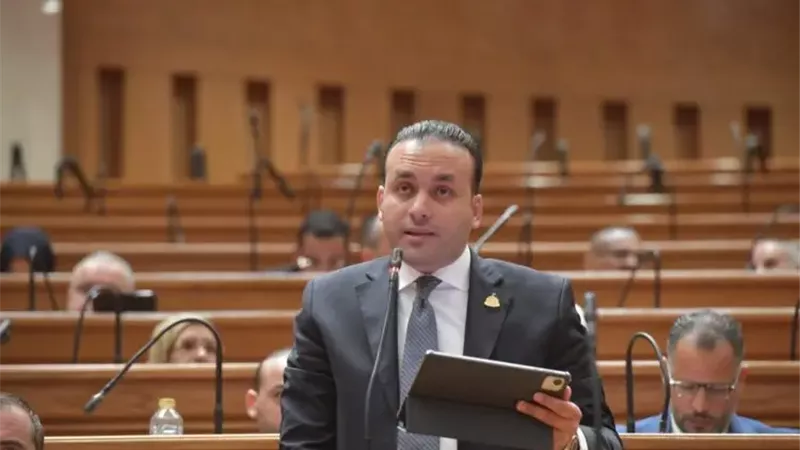 النائب عمرو فهمي: الموازنة العامة يجب توجيهها لمشروعات تمس المواطن مباشرة فعليًا