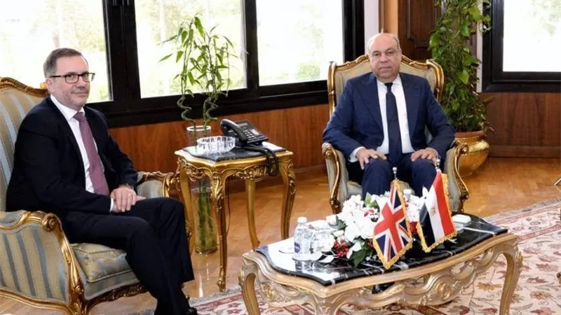 وزير الطيران المدني: الوزارة تولي اهتمامًا كبيرًا بتطوير مجالات التدريب والتأهيل وتبادل الخبرات
