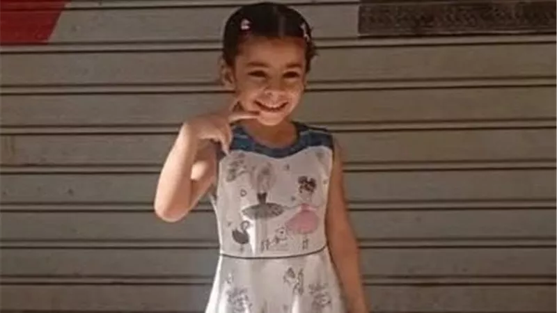 بعد وفاة الطفلة تيا.. اتهامات للمدرسة بالتأخر في إبلاغ الأسرة تكشف فصولًا جديدة من المأساة