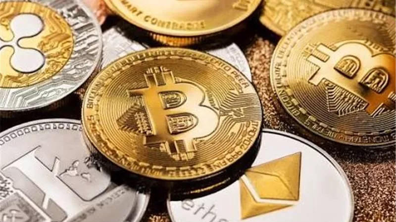 تراجع بيتكوين تحت ضغط الفائدة الأمريكية.. والعملات المشفرة تتخلى عن مكاسبها