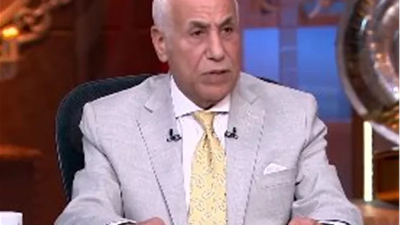 حسين لبيب يشكر الرئيس السيسي على إنهاء أزمة فرع الزمالك