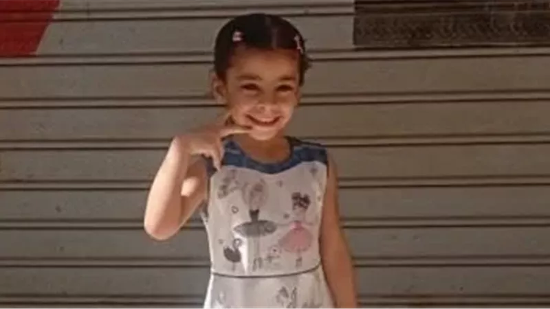 في واقعة وفاة الطفلة «تيا».. إحالة مسؤولة مدرسة وابنتها و6 متهمات للمحاكمة العاجلة
