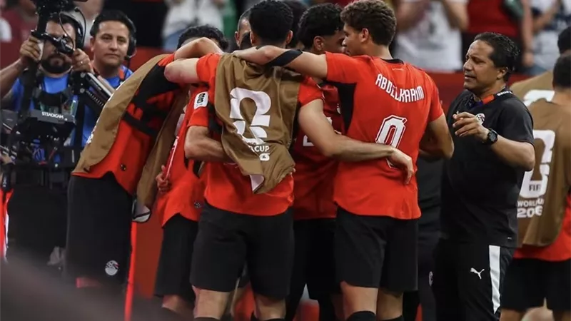 بيراميدز يعلن موقفه من بيع نجم المنتخب