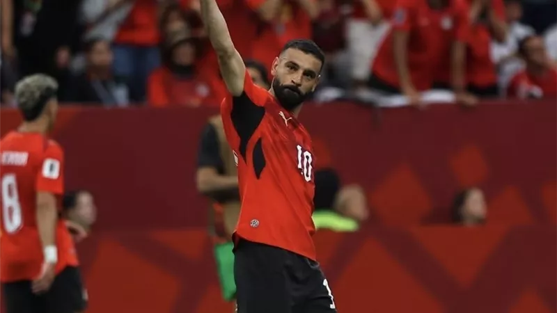 «التأهل للمونديال لن يكون كافيًا.. ونستحق مكانة أكبر».. رسالة محمد صلاح للجماهير