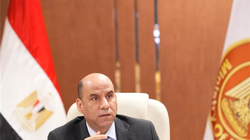 بتوجيهات الرئيس السيسي.. 2.557 مليار جنيه إعانات طوارئ لـ441 ألف عامل