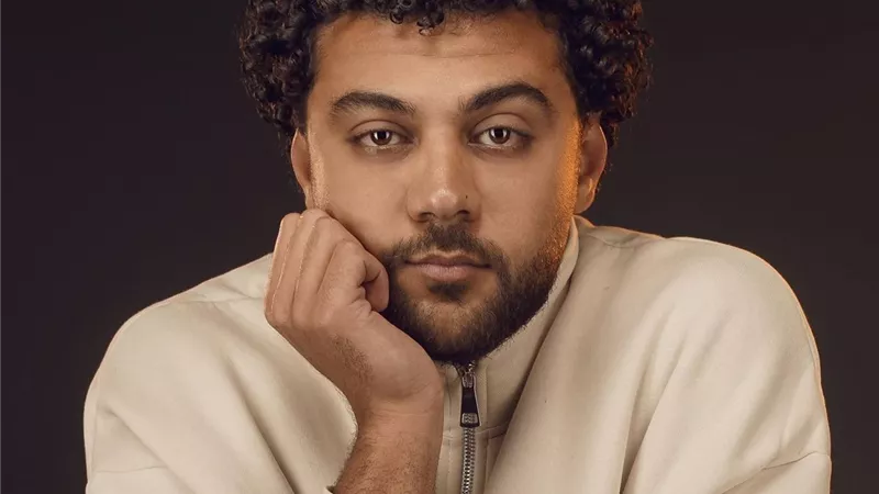 عايز فرصة شغل.. المخرج راسم ماهر يستغيث بسبب أزمة صحية لوالده